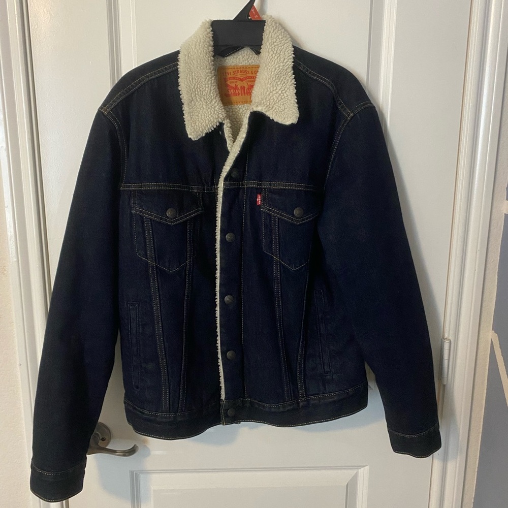Levi’s type 3 Sherpa trucker jacket (dark wash)